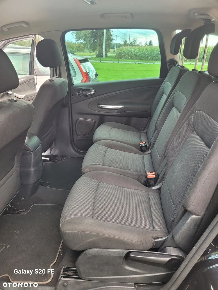 Ford S-Max - 7