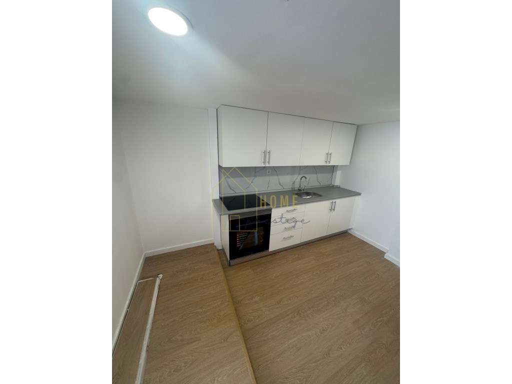 T1 Mezzanine no Barreiro - Grande imagem: 2/11