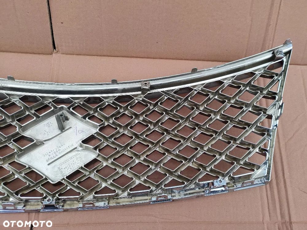 Atrapa Gril Grill znaczek Suzuki Kizashi 2009- - 6