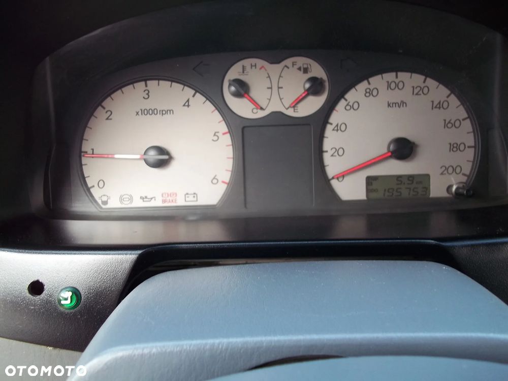 Hyundai Terracan 2.9 CRDi GLS - 13