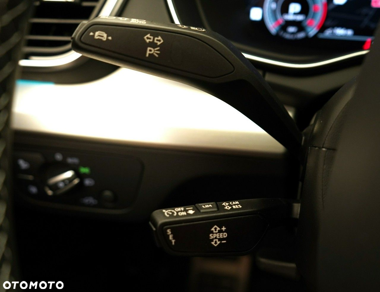 Audi Q5 Sportback - 28