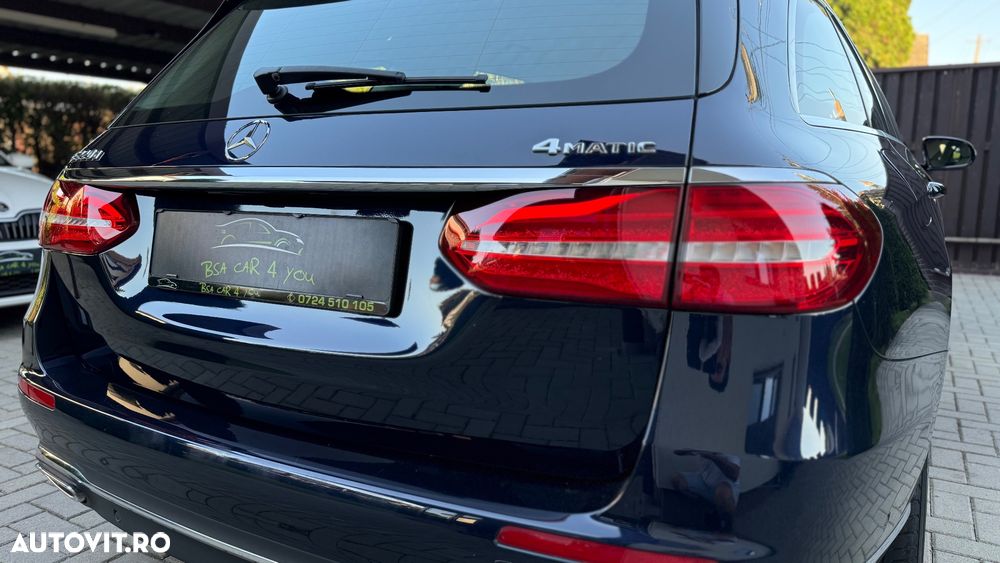 Mercedes-Benz E 220 d 4Matic T 9G-TRONIC Avantgarde - 21