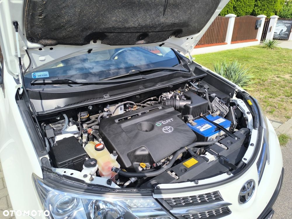 Toyota RAV4 - 8