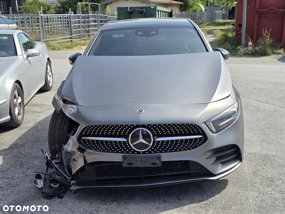 Mercedes-Benz Klasa A 250 7G-DCT AMG Line - 4