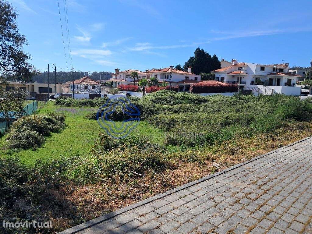 Oportunidade de Construção de Moradia: Terreno urbano com 675m2. - Grande imagem: 2/7