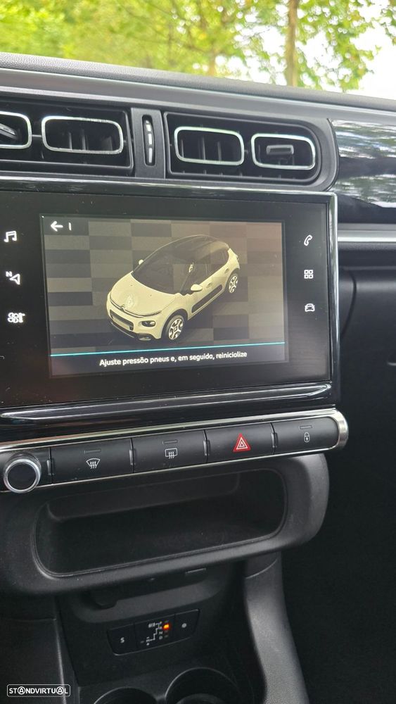 Citroën C3 1.2 PureTech Shine EAT6 - 12