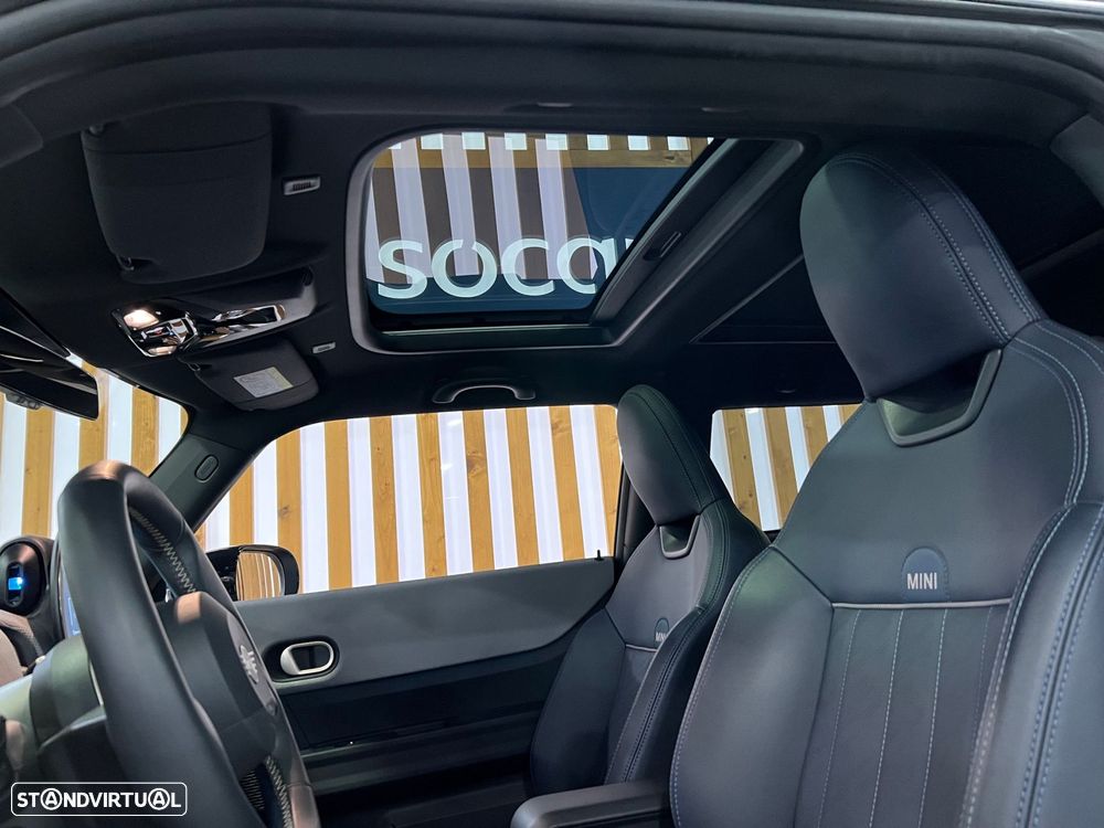 MINI 3 Portas Cooper C Favoured S - 17
