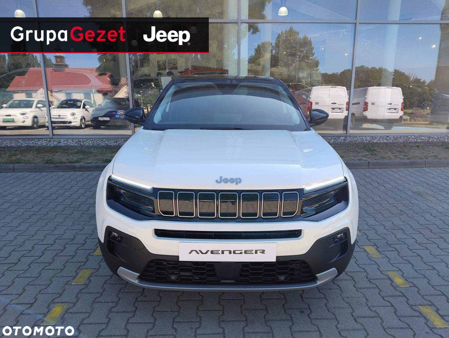 Jeep Avenger 1.2 T3 mHEV Summit FWD eDCT6 - 4