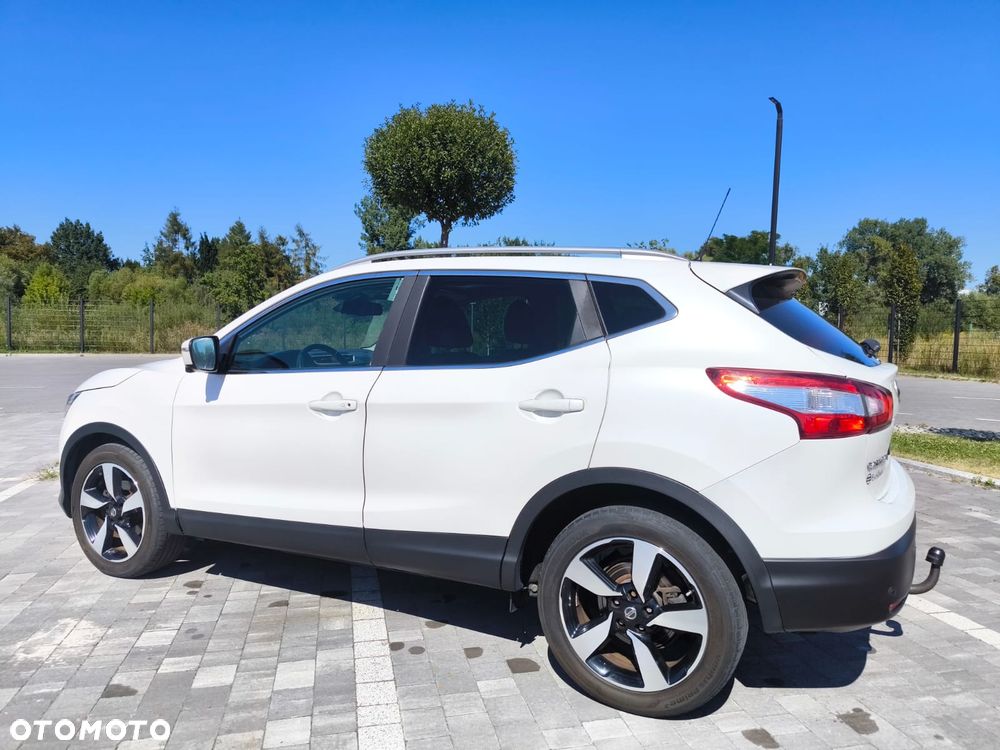 Nissan Qashqai 1.5 dCi Visia - 24