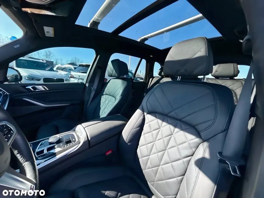 BMW X5 xDrive40i - 9