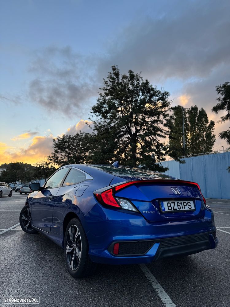 Honda Civic 1.5 i-VTEC Turbo CVT Executive - 6