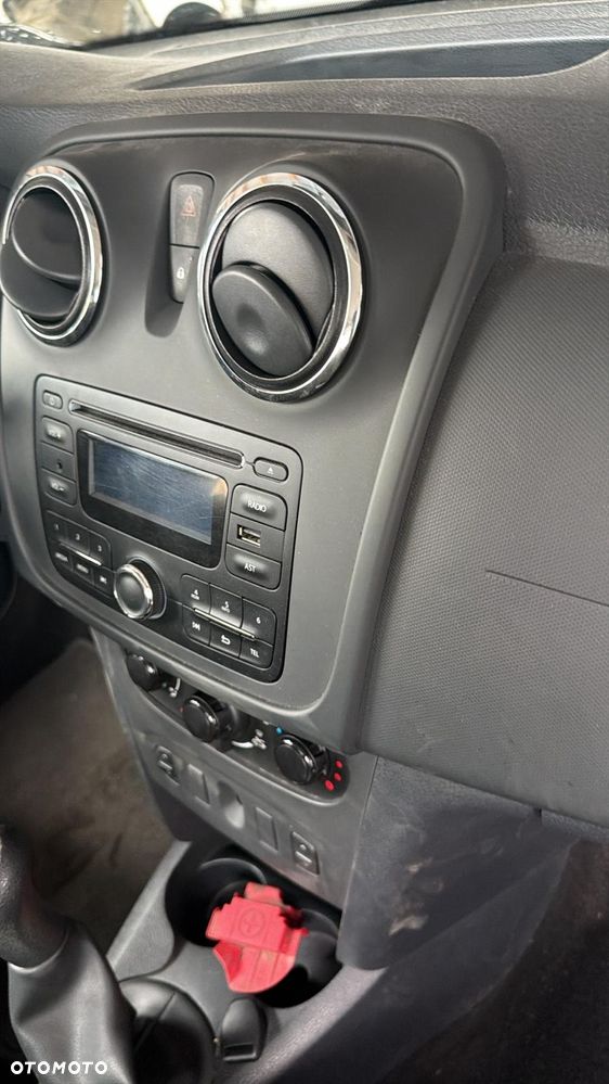 Dacia Sandero - 3