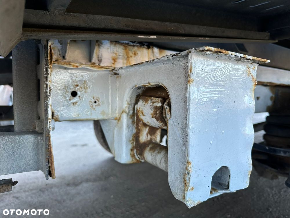 Mercedes-Benz Sprinter - 29