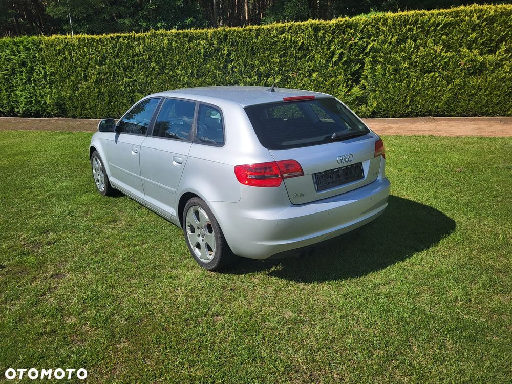 Audi A3 Sportback - 4