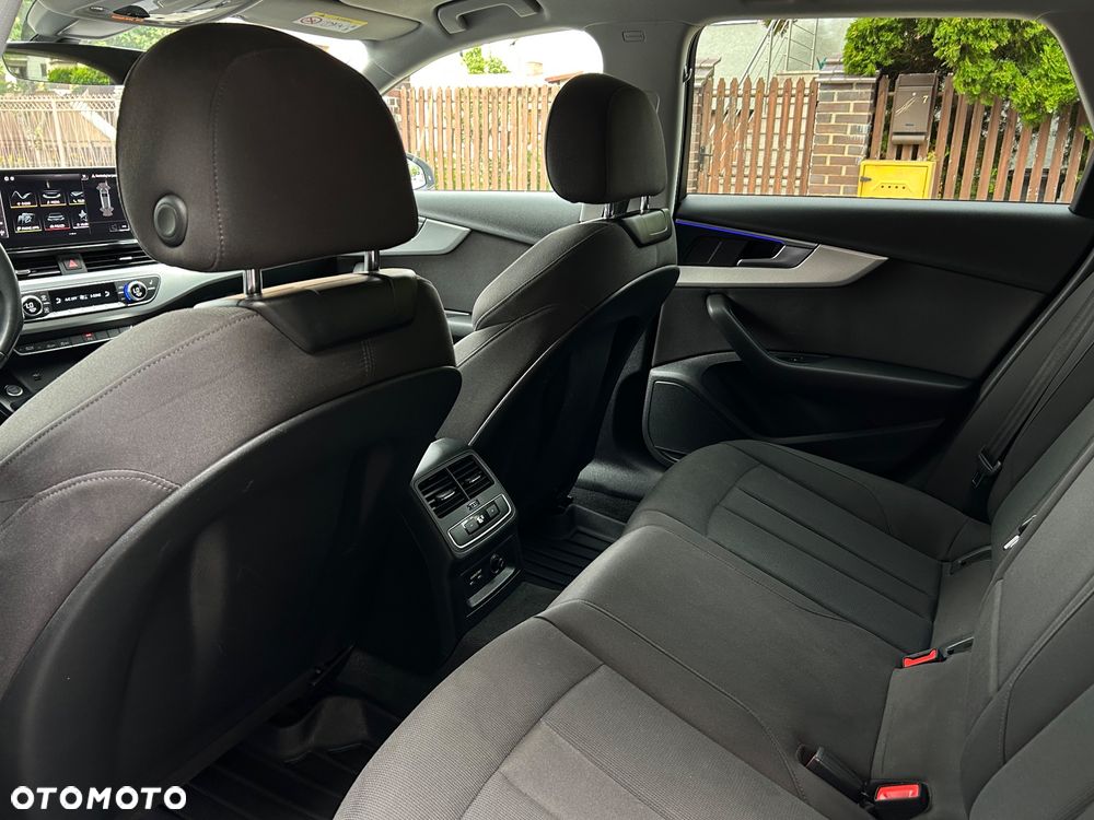Audi A4 Avant 40 TDI Quattro S Line S tronic - 28