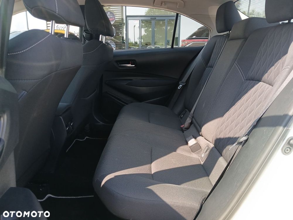 Toyota Corolla 1.8 Hybrid Comfort - 16