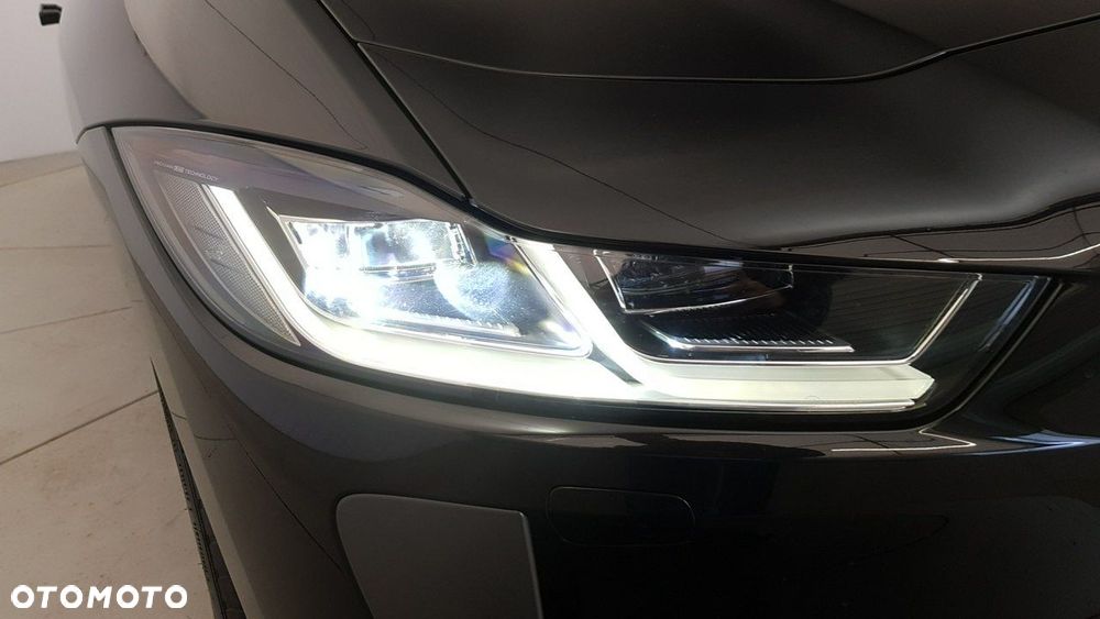 Jaguar I-Pace - 16