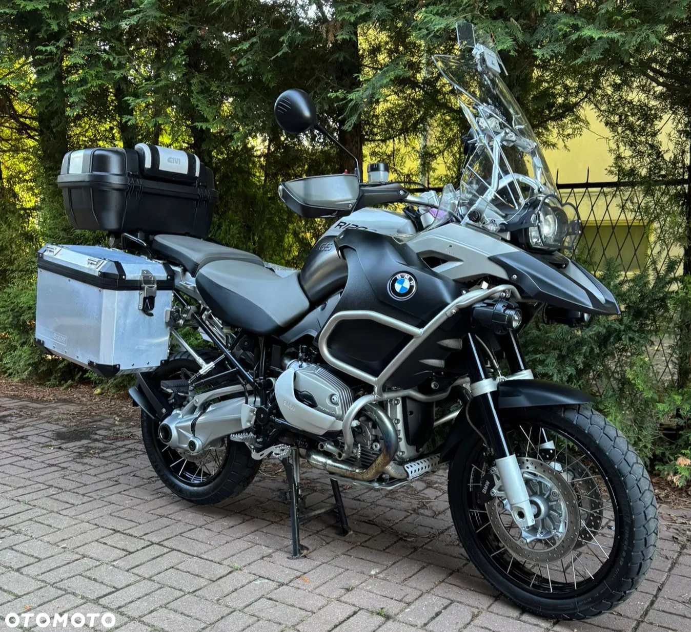 BMW R - 2