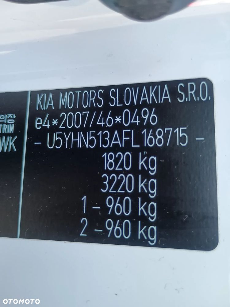 Kia Ceed - 8