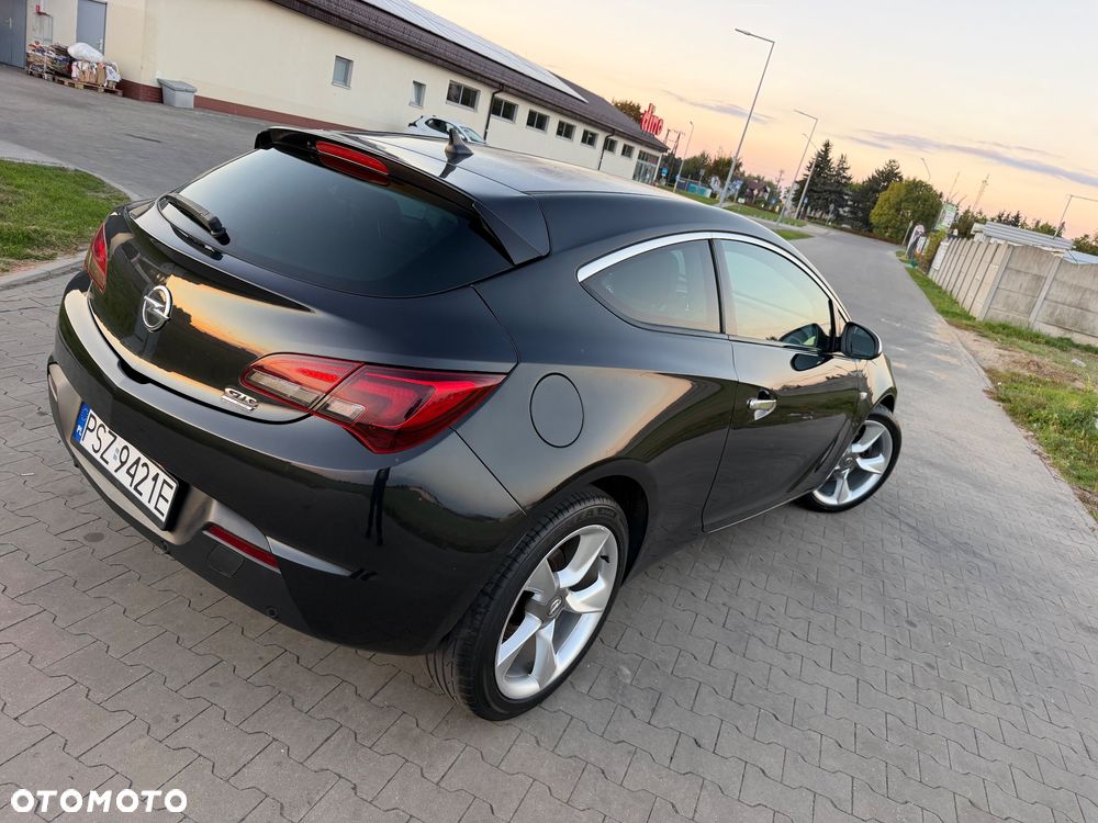 Opel Astra 1.4 Turbo - 21
