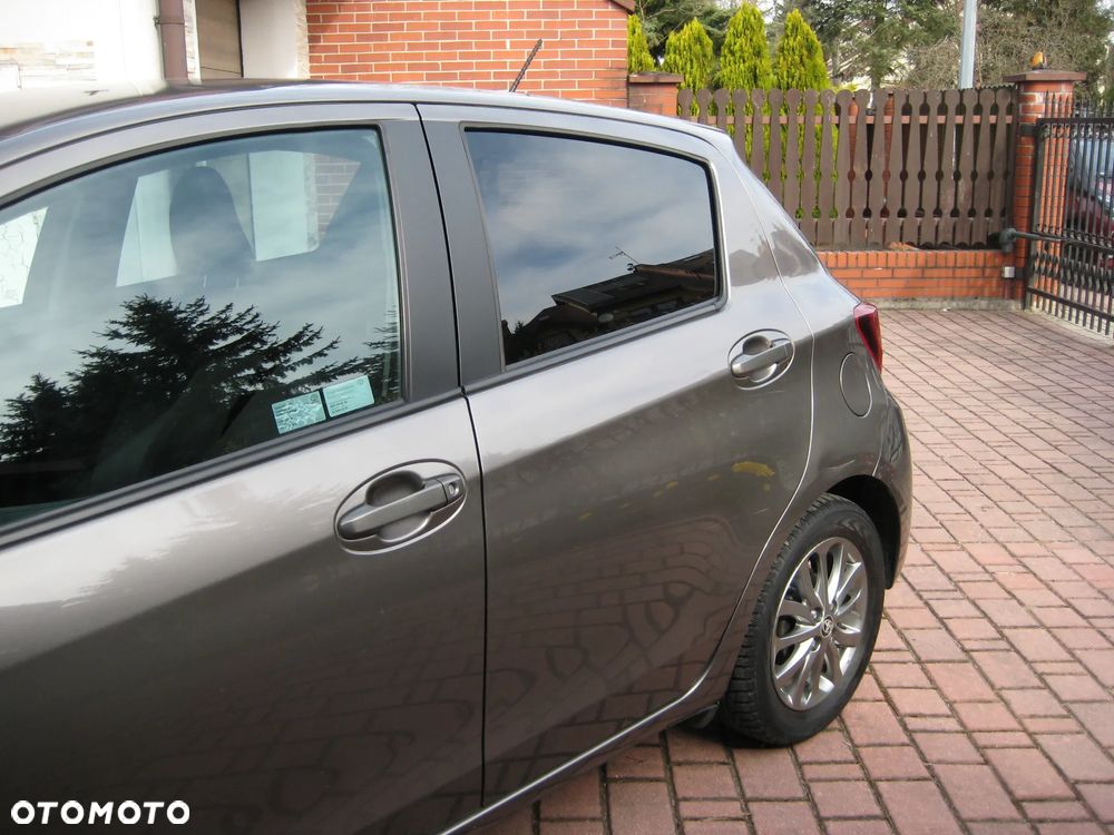 Toyota Yaris - 4