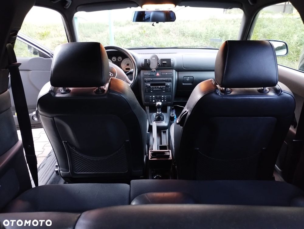 Audi A3 3-drzwiowe 1.9 TDI Ambition - 8