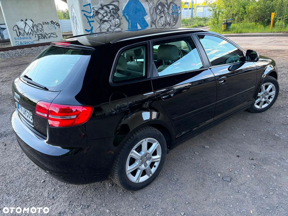 Audi A3 Sportback 1.4 TFSI Ambiente - 4