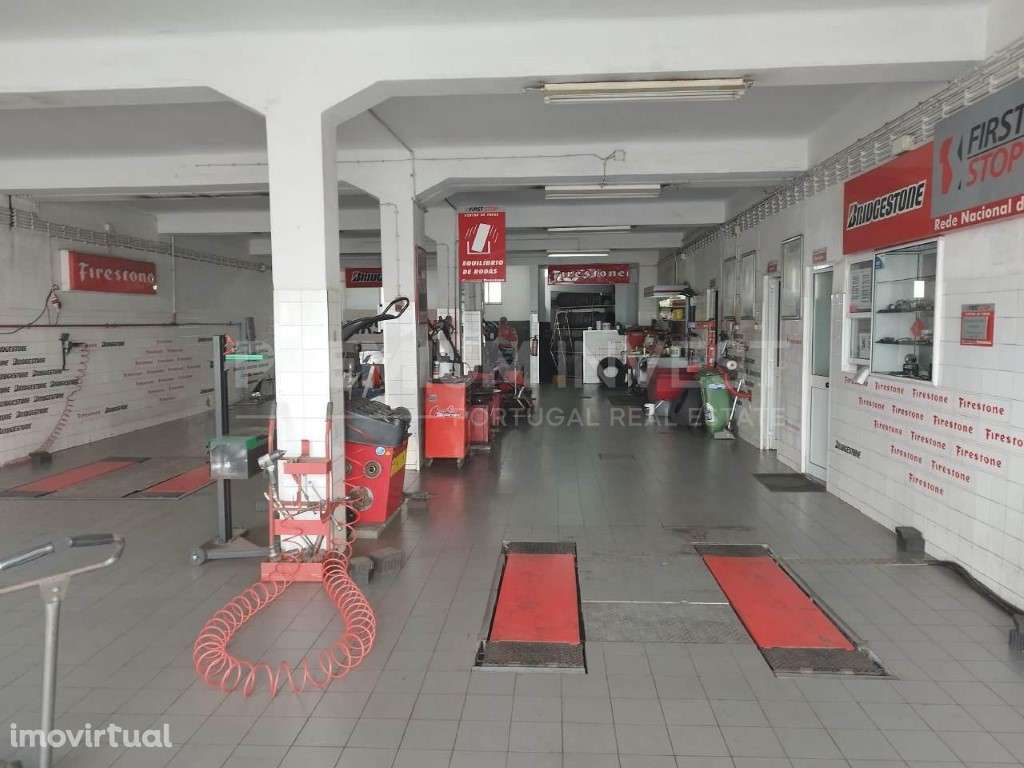 Edifício para comércio e Habitação em Angra do Heroísmo - Grande imagem: 5/39