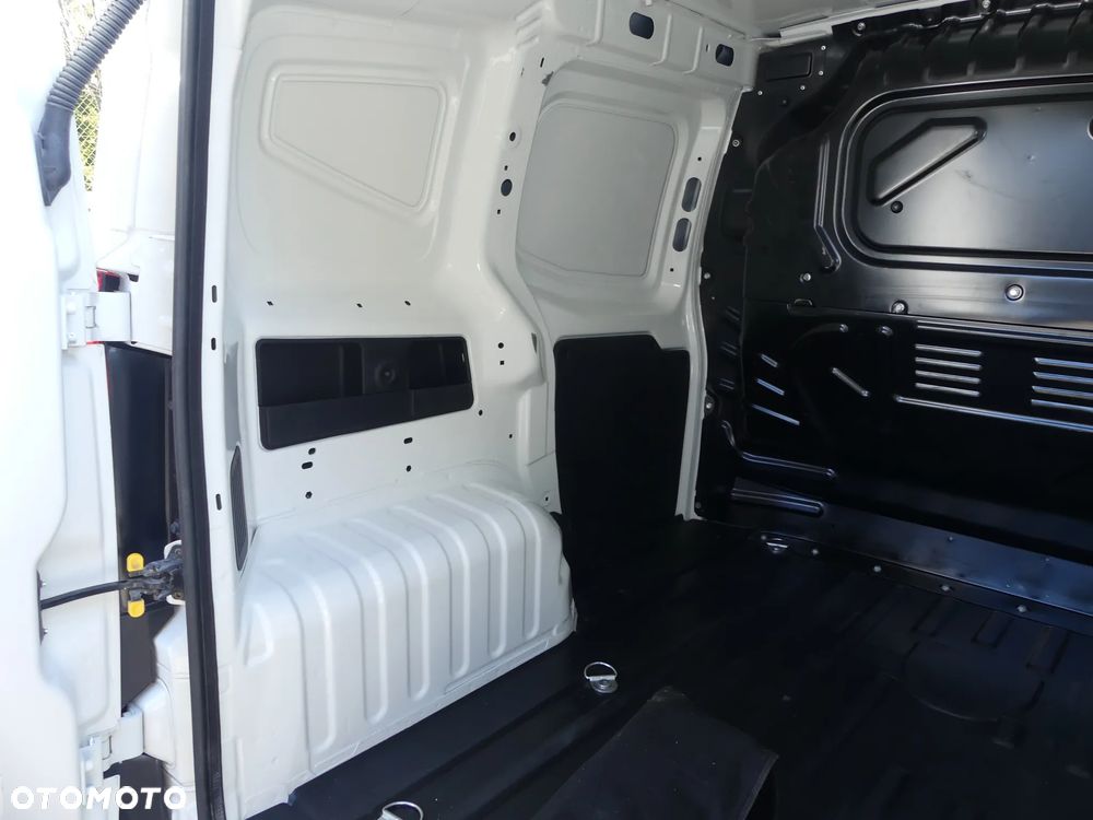 Fiat Fiorino 1.4 Lounge - 18