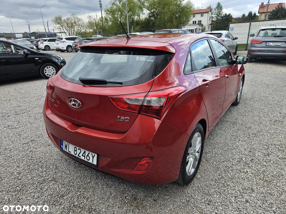 Hyundai i30 blue 1.4 Classic - 16