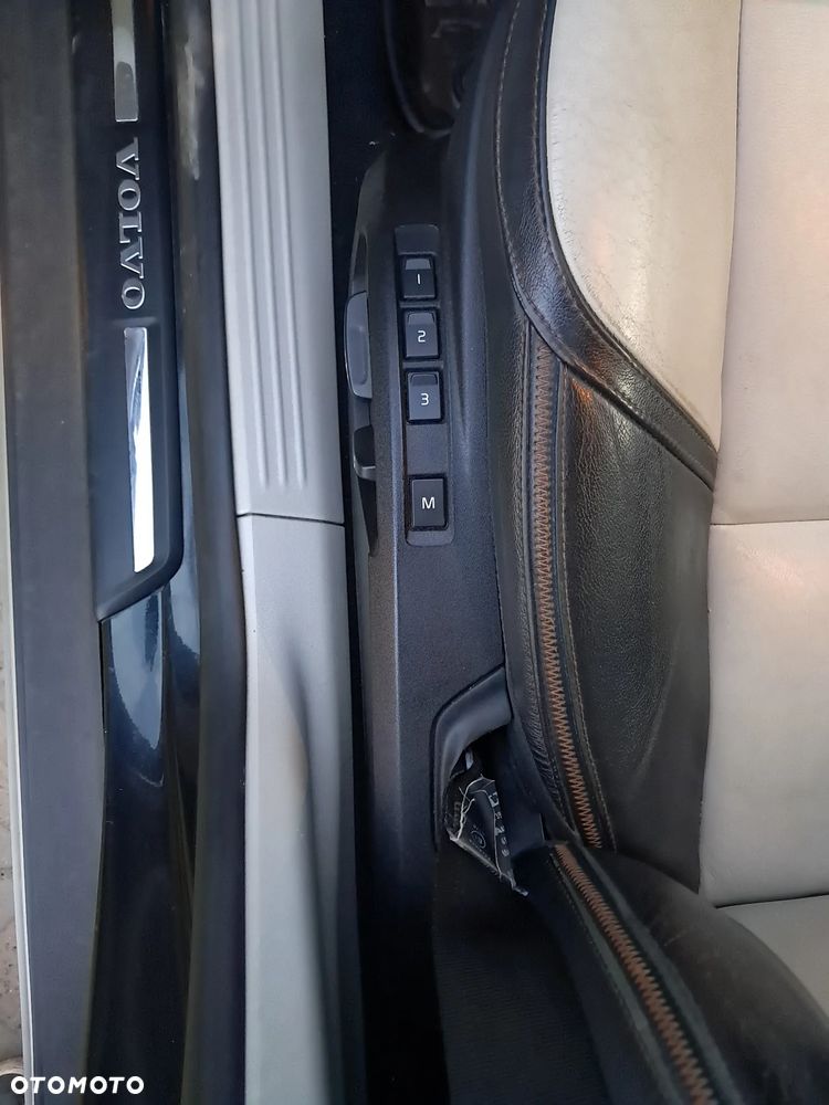 Volvo V40 Cross Country D4 Geartronic Summum - 16