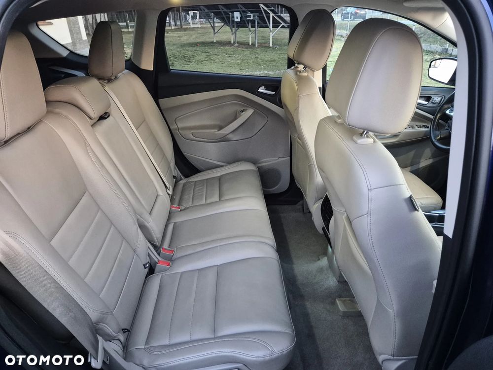Ford Escape 2.0 EcoBoost AWD Titanium - 14