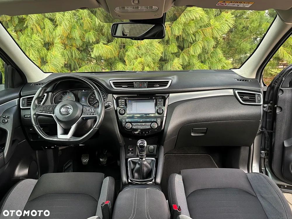 Nissan Qashqai 1.6 dCi Tekna S&S - 32