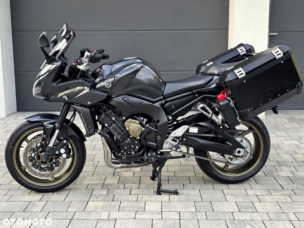 Yamaha FZ - 21