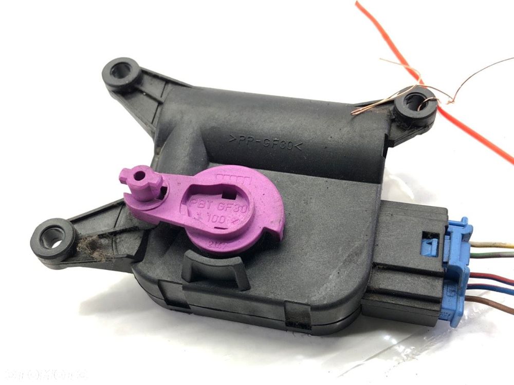 SILNIK NAGRZEWNICY - 49.00 PLN - AUDI A4 B6 (8E2) 2000 - 2005 2.5 TDI quattro 132 kW [180 KM] olej - 2