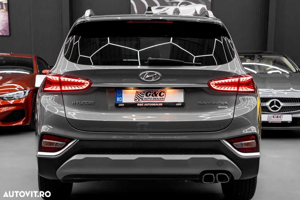 Hyundai Santa Fe 2.2 CRDi 4WD 8AT Luxury - 24