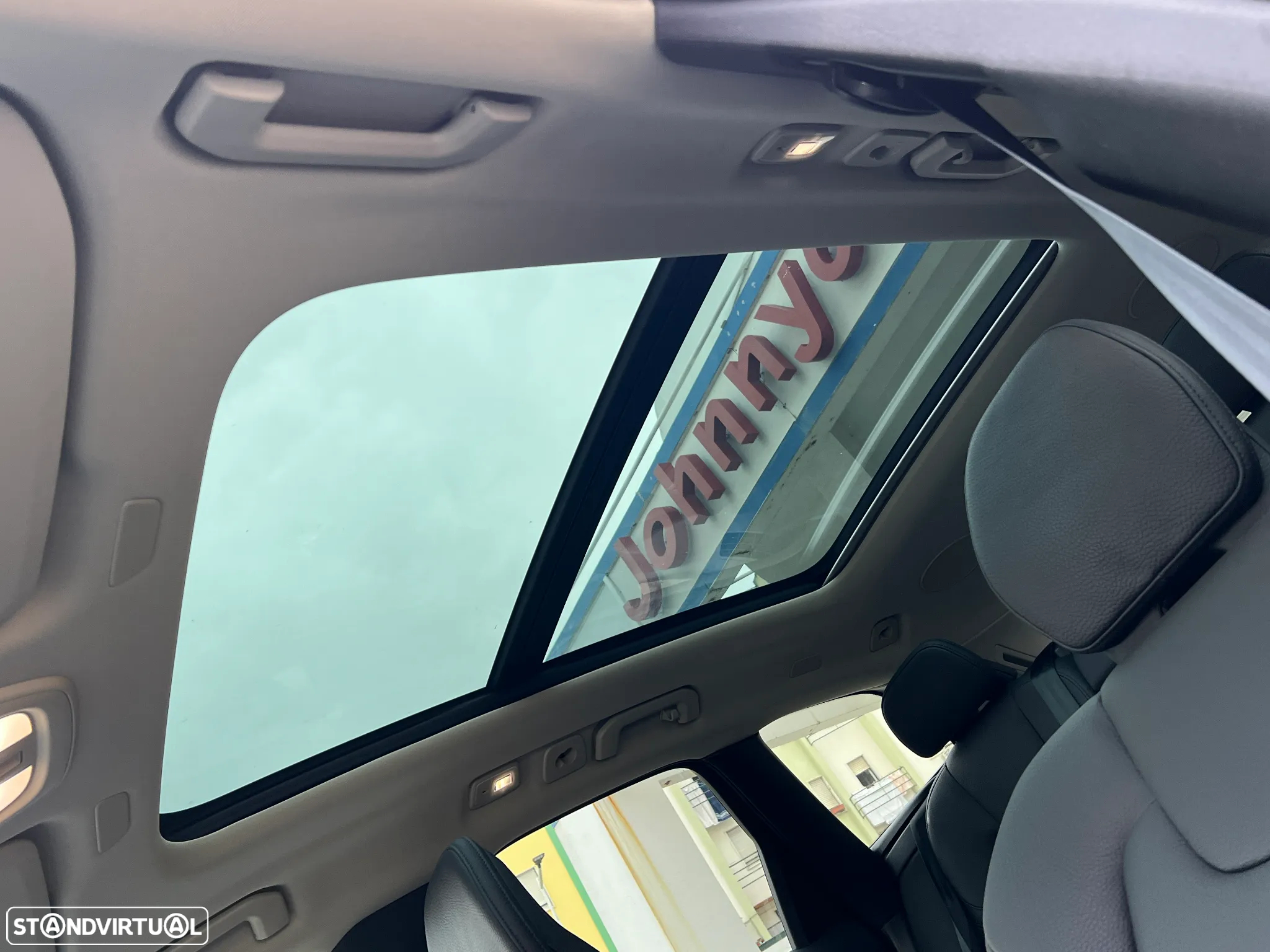Volvo XC 60 2.0 T6 PHEV Plus Dark AWD - 8