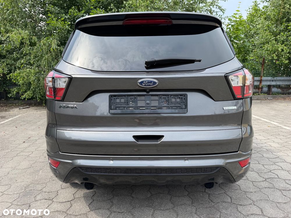Ford Kuga 1.5 EcoBoost 2x4 ST-Line - 4