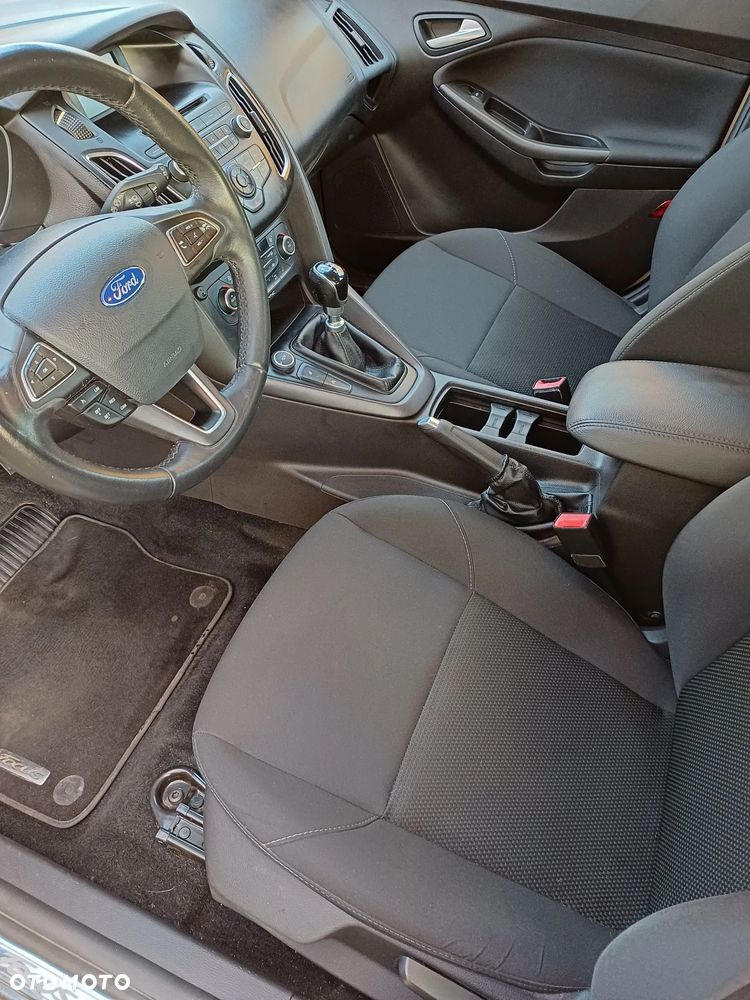 Ford Focus - 4