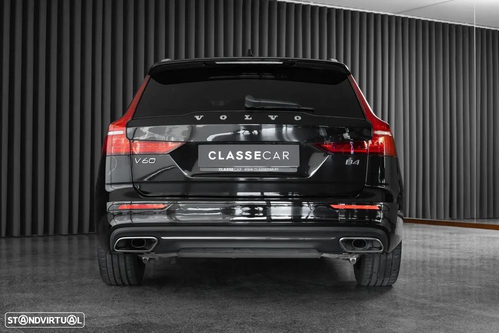 Volvo V60 2.0 B4 Momentum Geartronic - 6