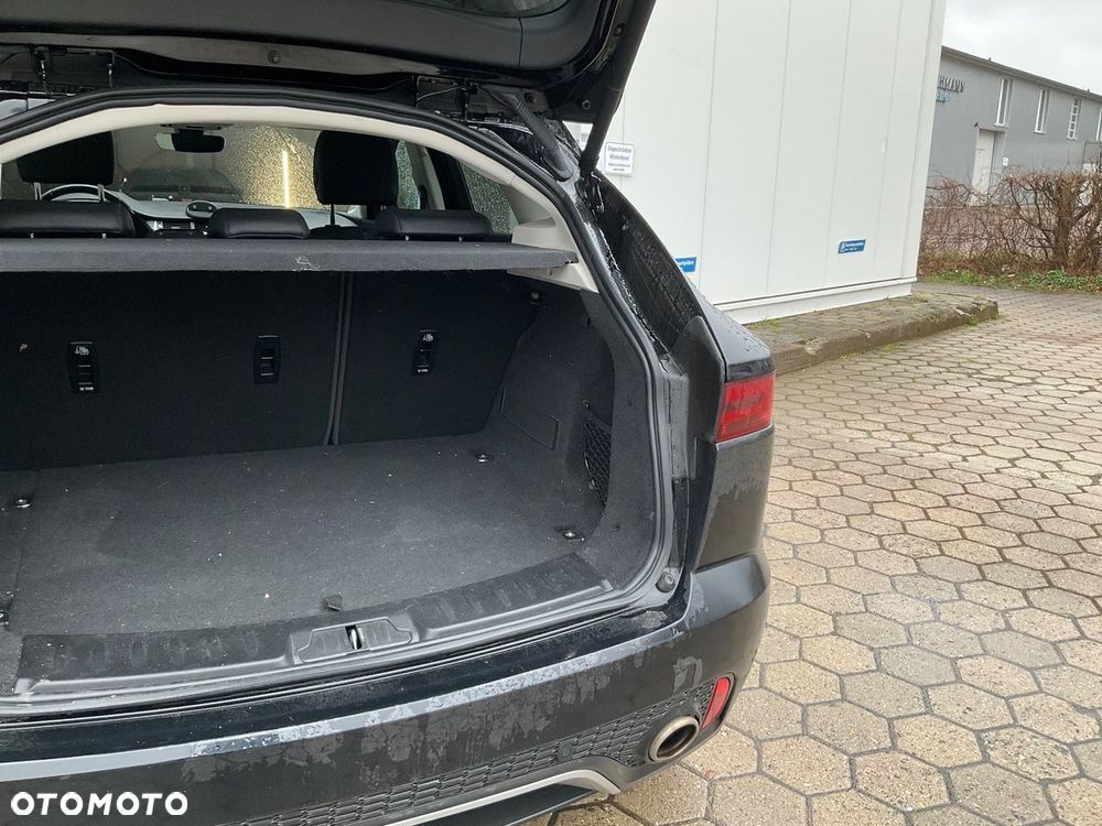 Jaguar E-Pace D240 AWD SE - 18