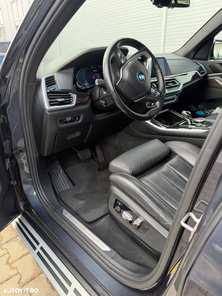 BMW X5 2021 — imagine 8