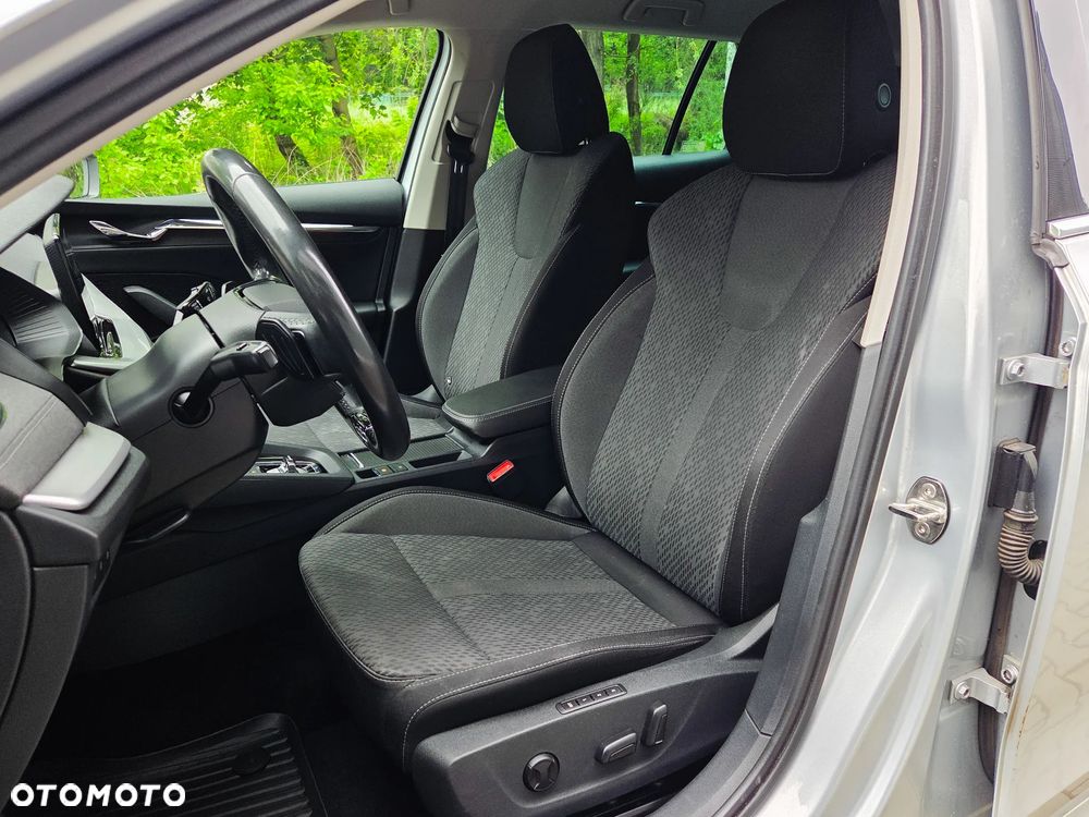 Skoda Octavia 2.0 TSI 4x4 Style DSG - 7
