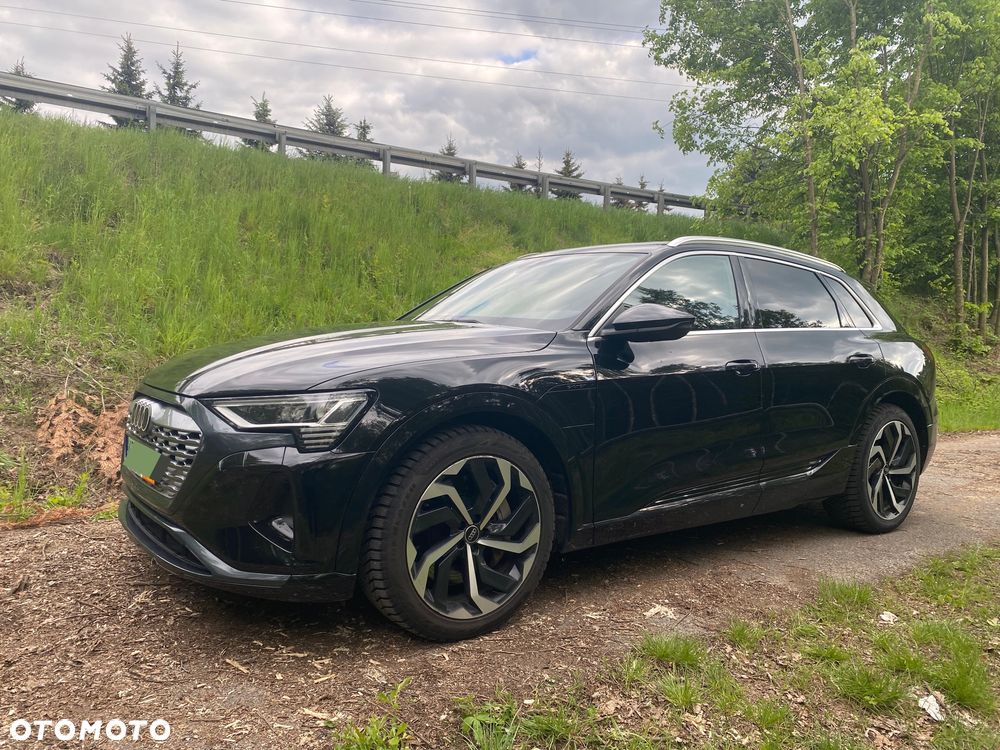 Audi Q8 - 2
