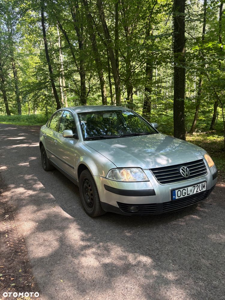 Volkswagen Passat 1.9 TDI Comfortline - 3