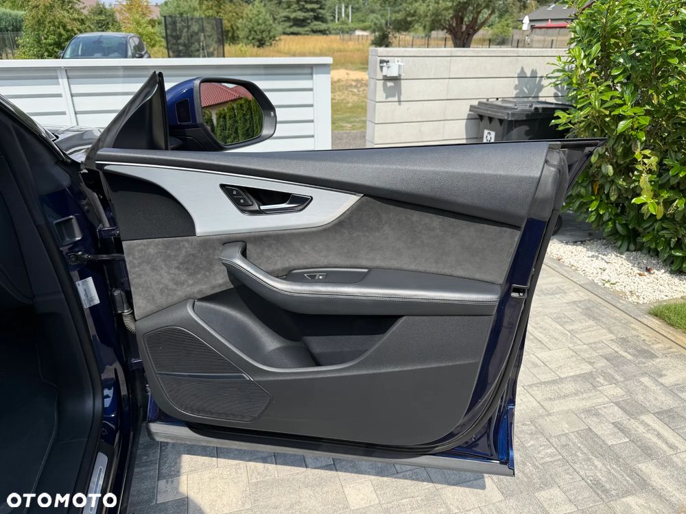 Audi Q8 50 TDI mHEV Quattro Black Edition Tiptronic - 30