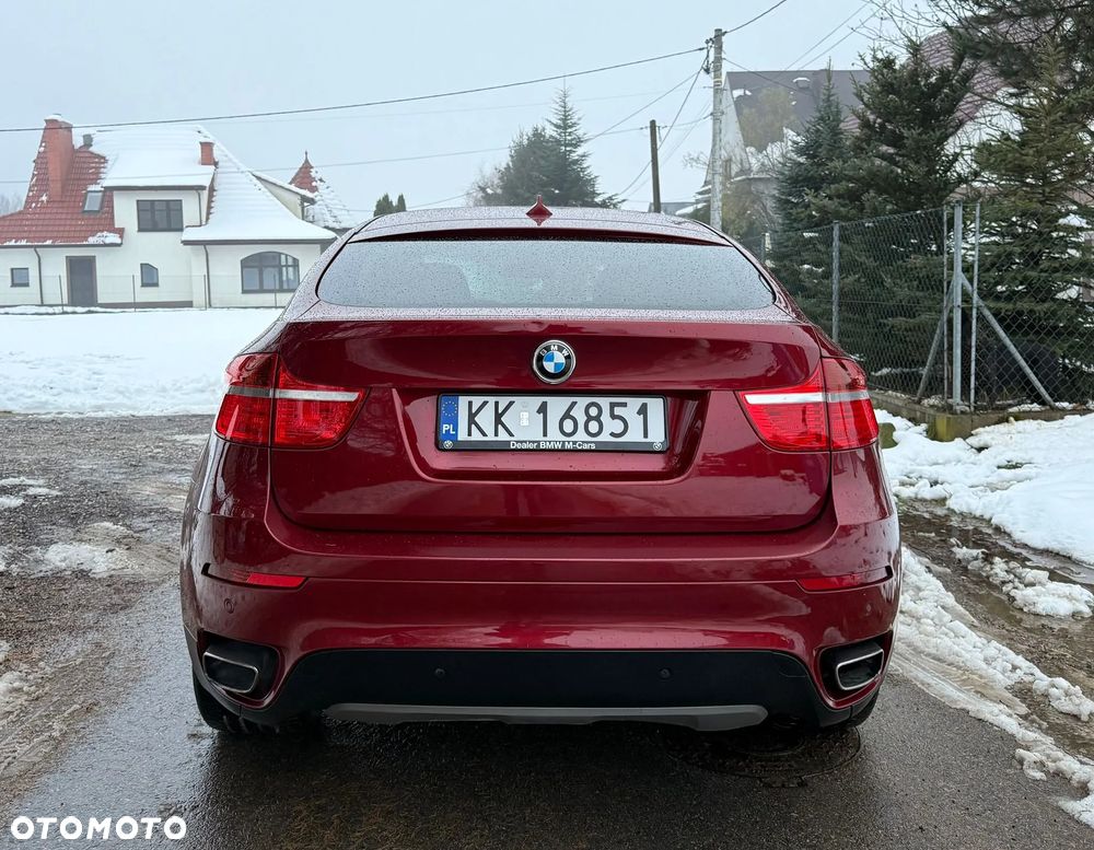 BMW X6 xDrive50i - 9