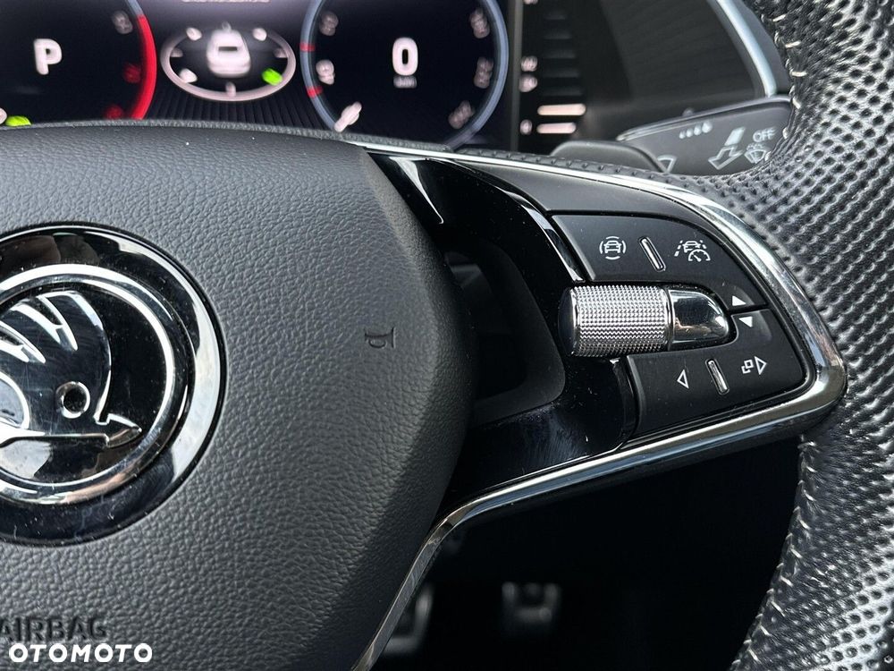 Skoda Superb 2.0 TSI Sportline DSG - 20