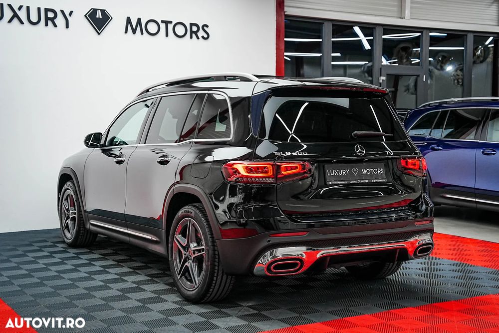 Mercedes-Benz GLB 200 7G-DCT AMG Line - 8