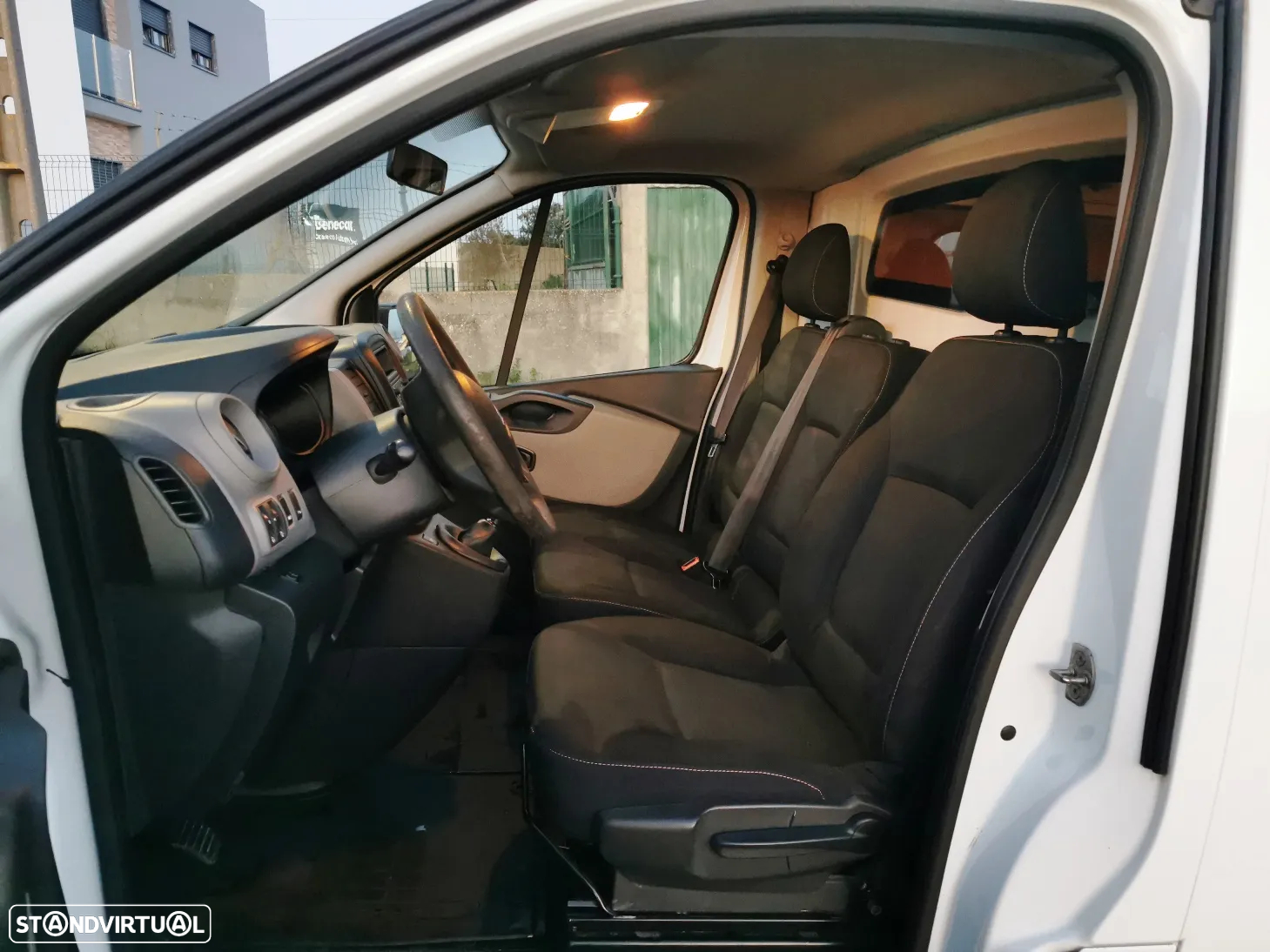 Renault TRAFIC L2H1 125CV - 6
